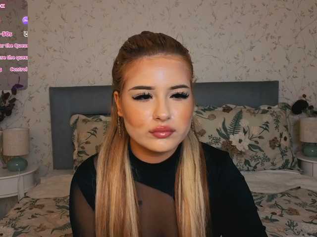Kitty-m1la live cam on BongaCams