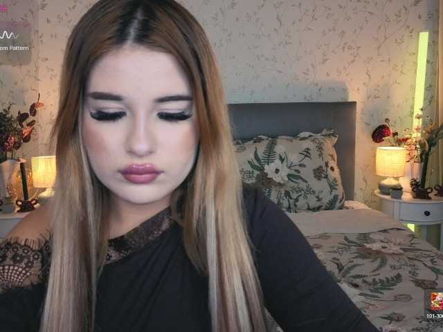 Kitty-m1la live cam on BongaCams