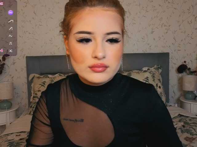 Kitty-m1la live cam on BongaCams