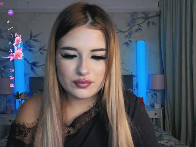 Kitty-m1la live cam on BongaCams