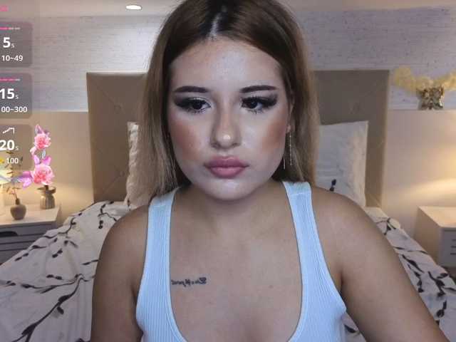 Kitty-m1la live cam on BongaCams