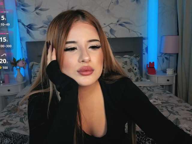Kitty-m1la live cam on BongaCams