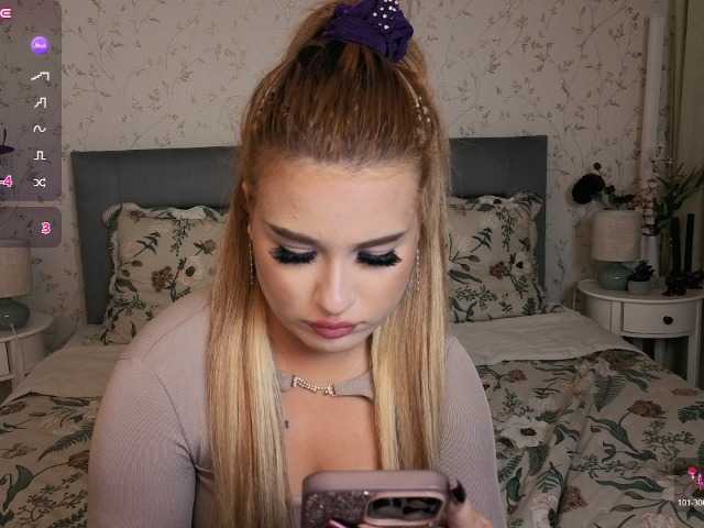 Kitty-m1la live cam on BongaCams