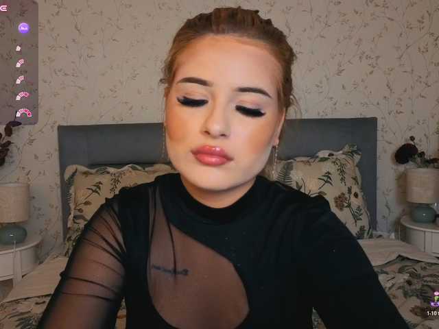 Kitty-m1la live cam on BongaCams