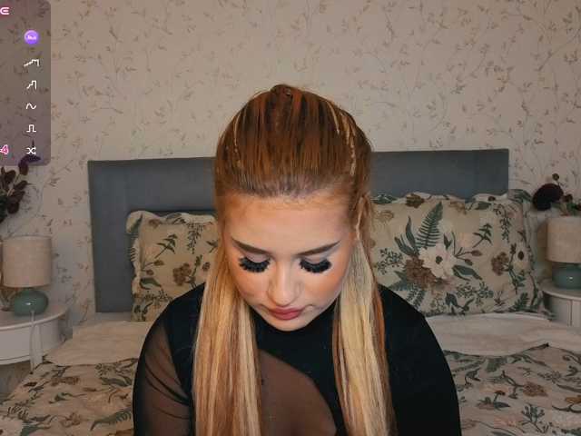 Kitty-m1la live cam on BongaCams