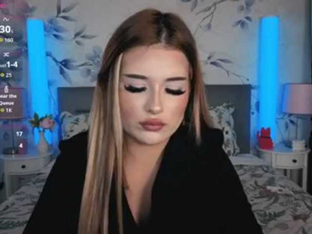 Kitty-m1la live cam on BongaCams