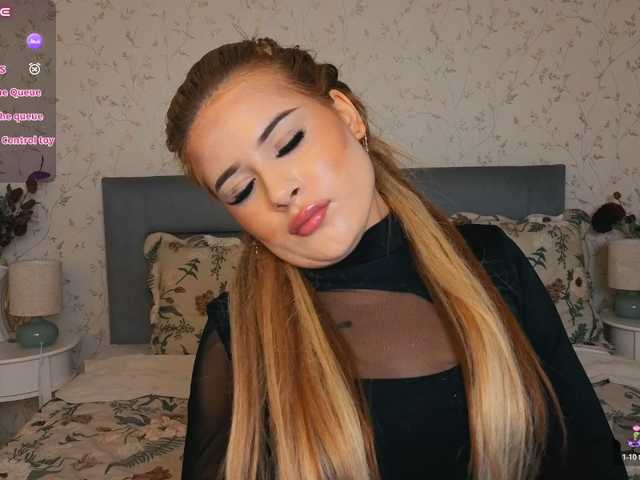 Kitty-m1la live cam on BongaCams