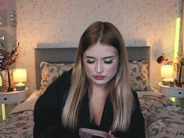 Kitty-m1la live cam on BongaCams