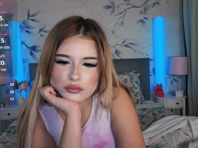 Kitty-m1la live cam on BongaCams