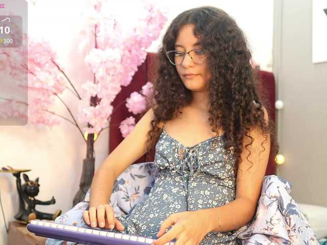 fluffydirtymind live cam on BongaCams