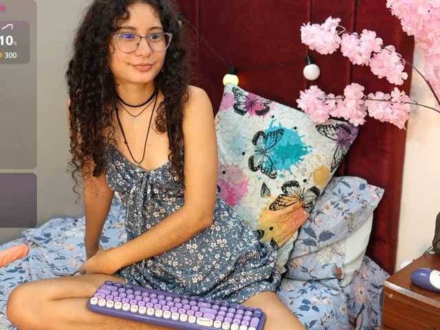 fluffydirtymind, live now on BongaCams