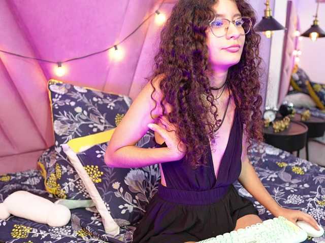 fluffydirtymind live cam on BongaCams