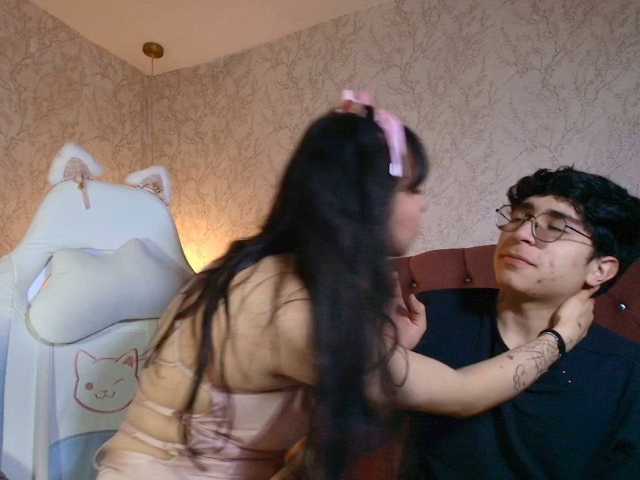Ximenasilver live cam on BongaCams