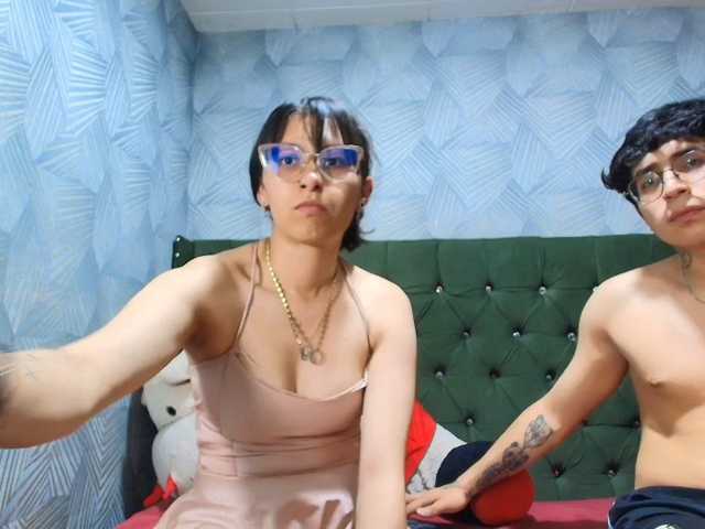 Ximenasilver live cam on BongaCams