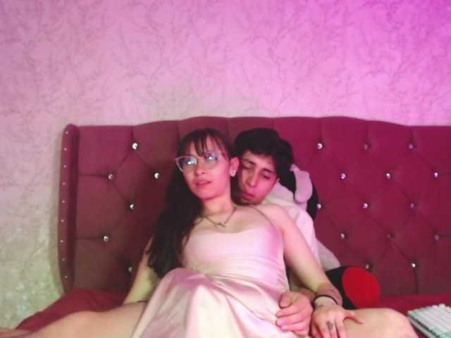 Ximenasilver live cam on BongaCams