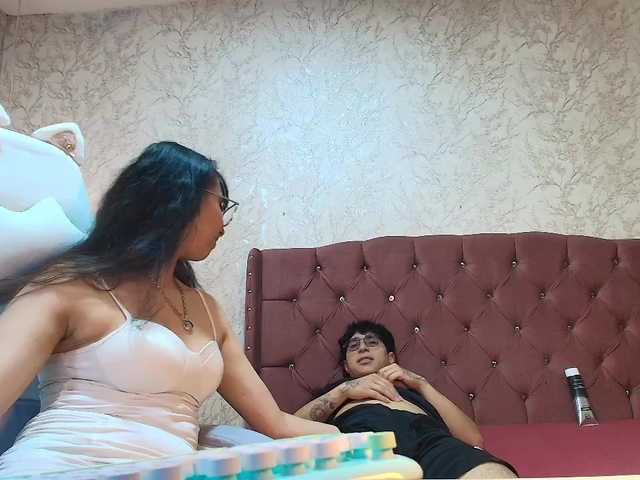 Ximenasilver live cam on BongaCams