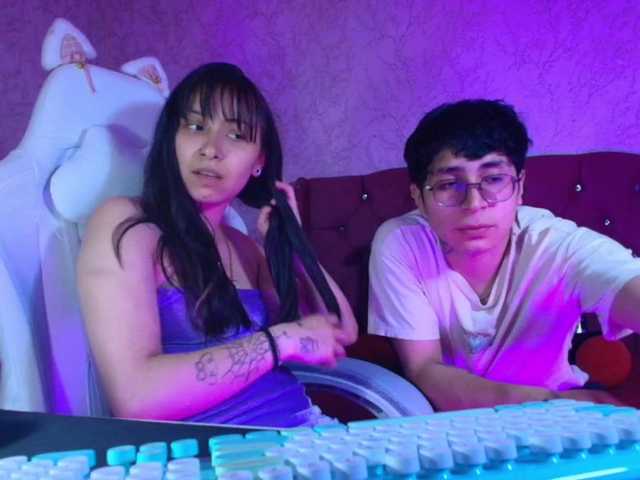 Ximenasilver live cam on BongaCams