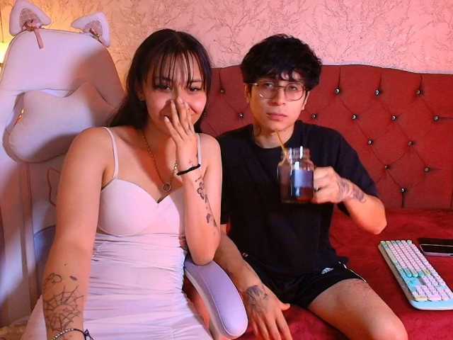 Ximenasilver live cam on BongaCams