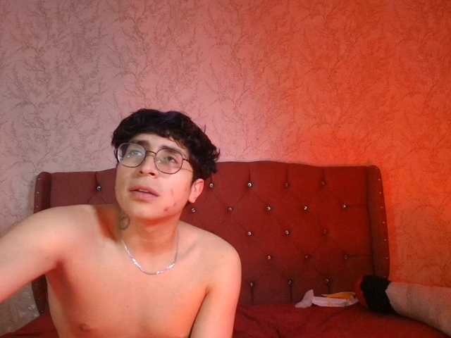 Ximenasilver live cam on BongaCams