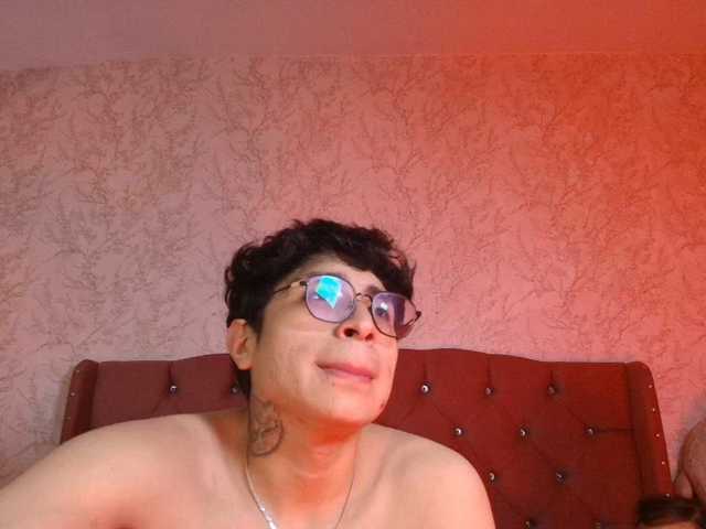 Ximenasilver live cam on BongaCams