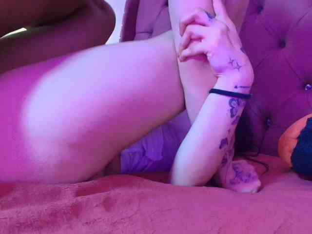 Ximenasilver webcam