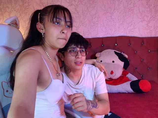 Ximenasilver Live Webcam on BongaCams