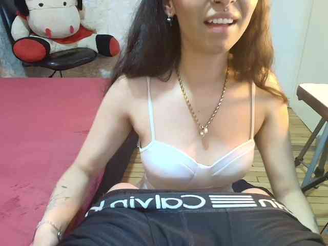 Ximenasilver webcam