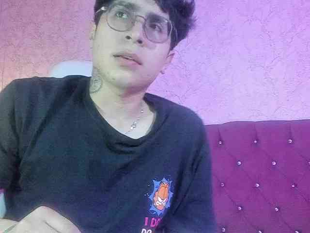 Ximenasilver webcam