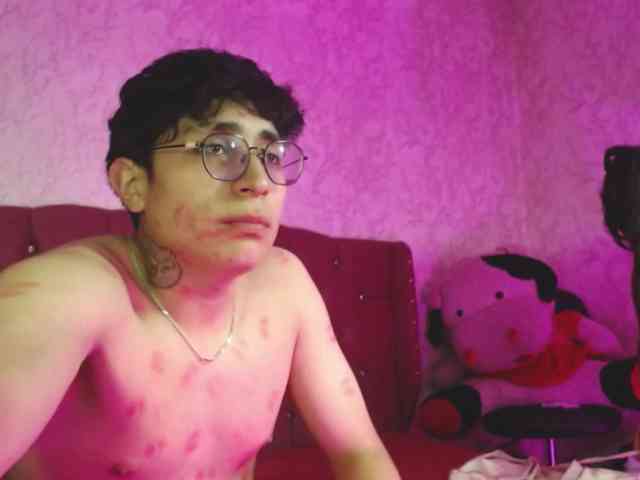 Ximenasilver webcam