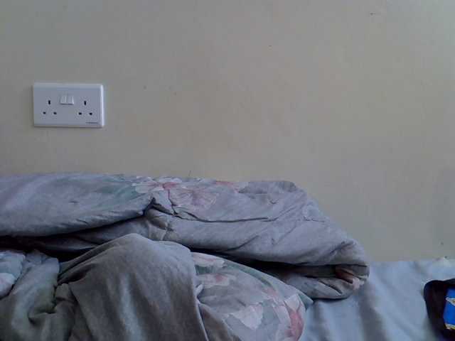 sweetbooty2 live cam preview