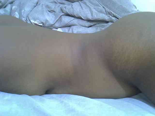sweetbooty2 webcam