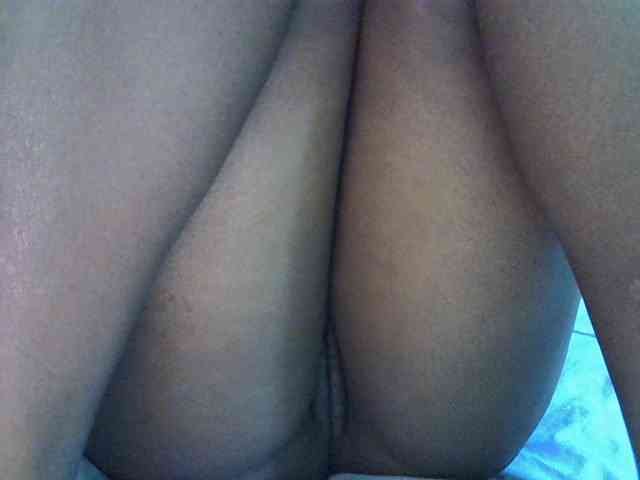sweetbooty2 webcam