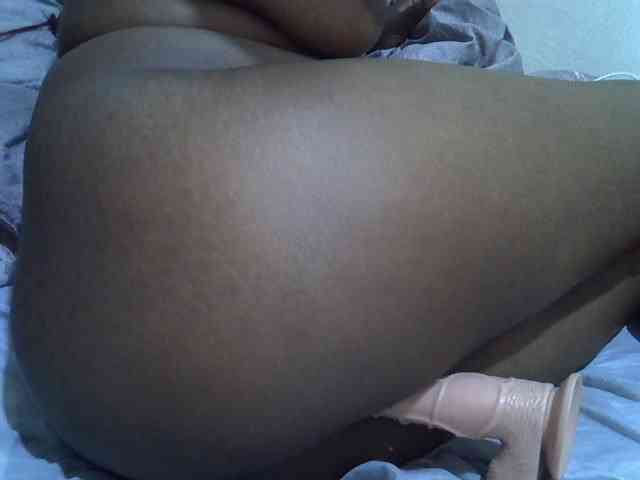 sweetbooty2 webcam