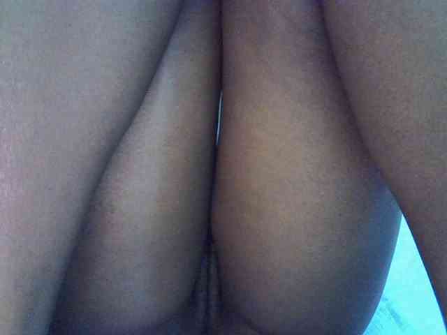sweetbooty2 webcam