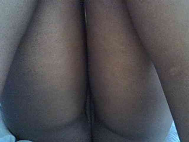 sweetbooty2 webcam