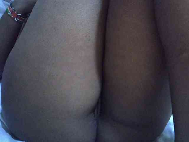 sweetbooty2 webcam
