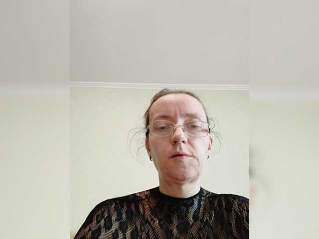 le modèle Warm-Nuar est en webcam porno dans un show sur le site bongacams, il possède les tags suivants: White/Caucasian,Brunette,Trimmed