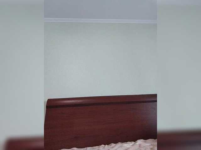 Warm-Nuar, live now on BongaCams
