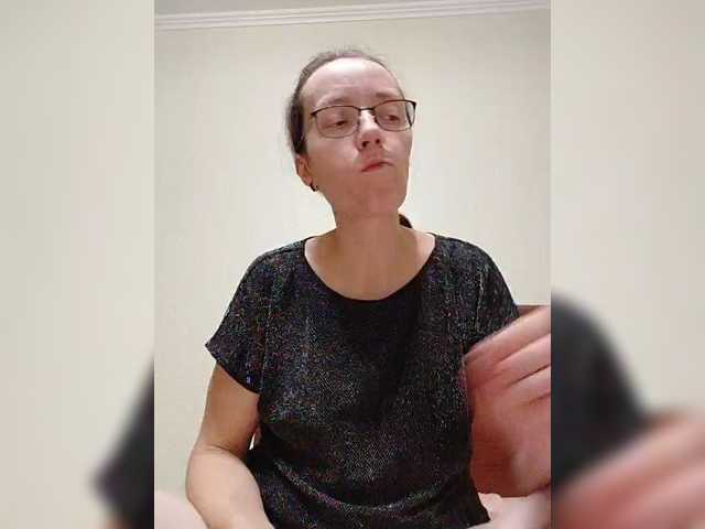 Warm-Nuar live cam on BongaCams