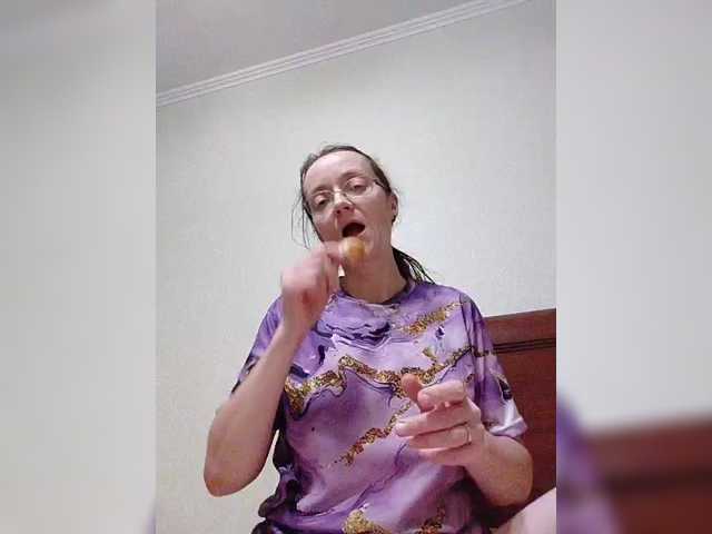 Warm-Nuar live cam on BongaCams