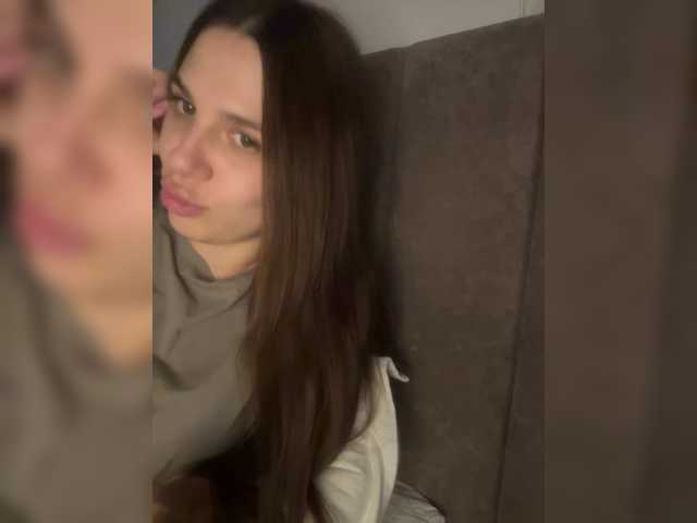 Maya033, live now on BongaCams