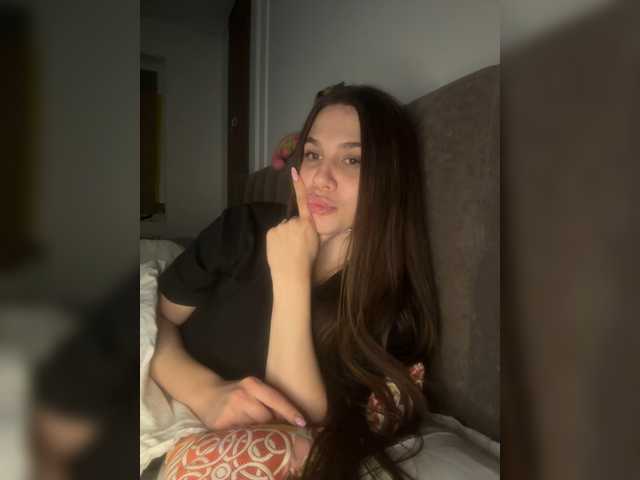 Maya033, live now on BongaCams