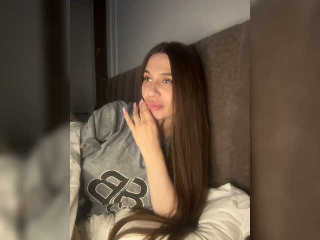Maya033, live now on BongaCams