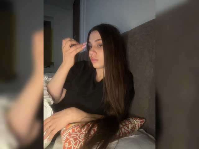 Maya033, live now on BongaCams