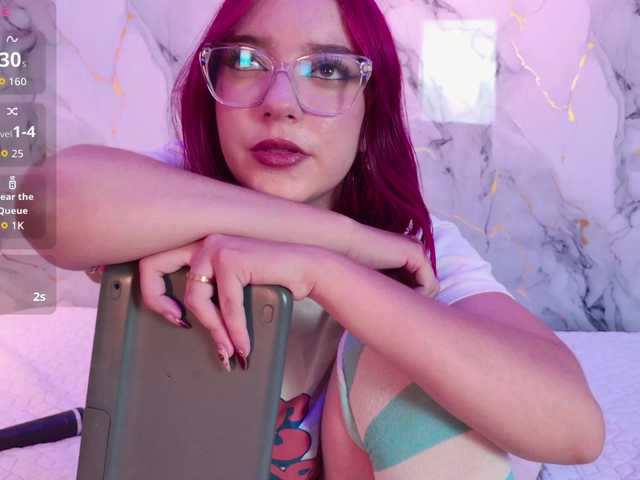 lilifox23 live cam on BongaCams