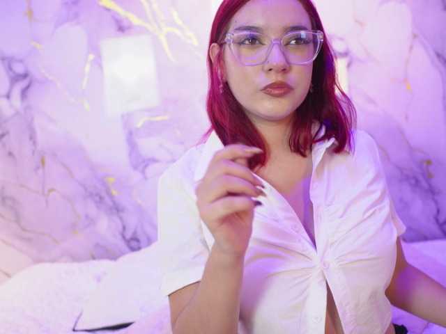 lilifox23 live cam on BongaCams