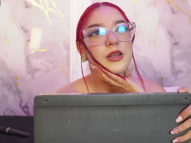 lilifox23 live cam on BongaCams