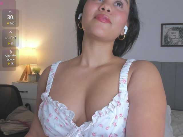 lia-summer1 live cam on BongaCams