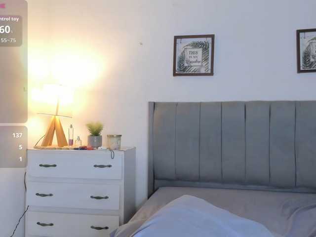 lia-summer1, en directo ahora en BongaCams