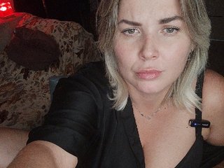 Dyia Porn Show